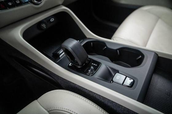 VOLVO XC40 1.5 T5 RECHARGE INSCRIPTION EXPRESSION GEARTRONIC VOLVO XC40 1.5 T5 RECHARGE INSCRIPTION EXPRESSION GEARTRONIC